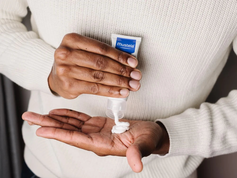 MUSTELA Stelatopia + Crème relipidante anti-grattage certifiée BIO 150ML