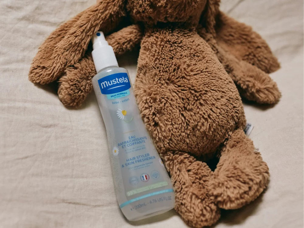 MUSTELA Eau Rafraichissante et Coiffante Bébé à l'eau de Camomille Bio 200ML