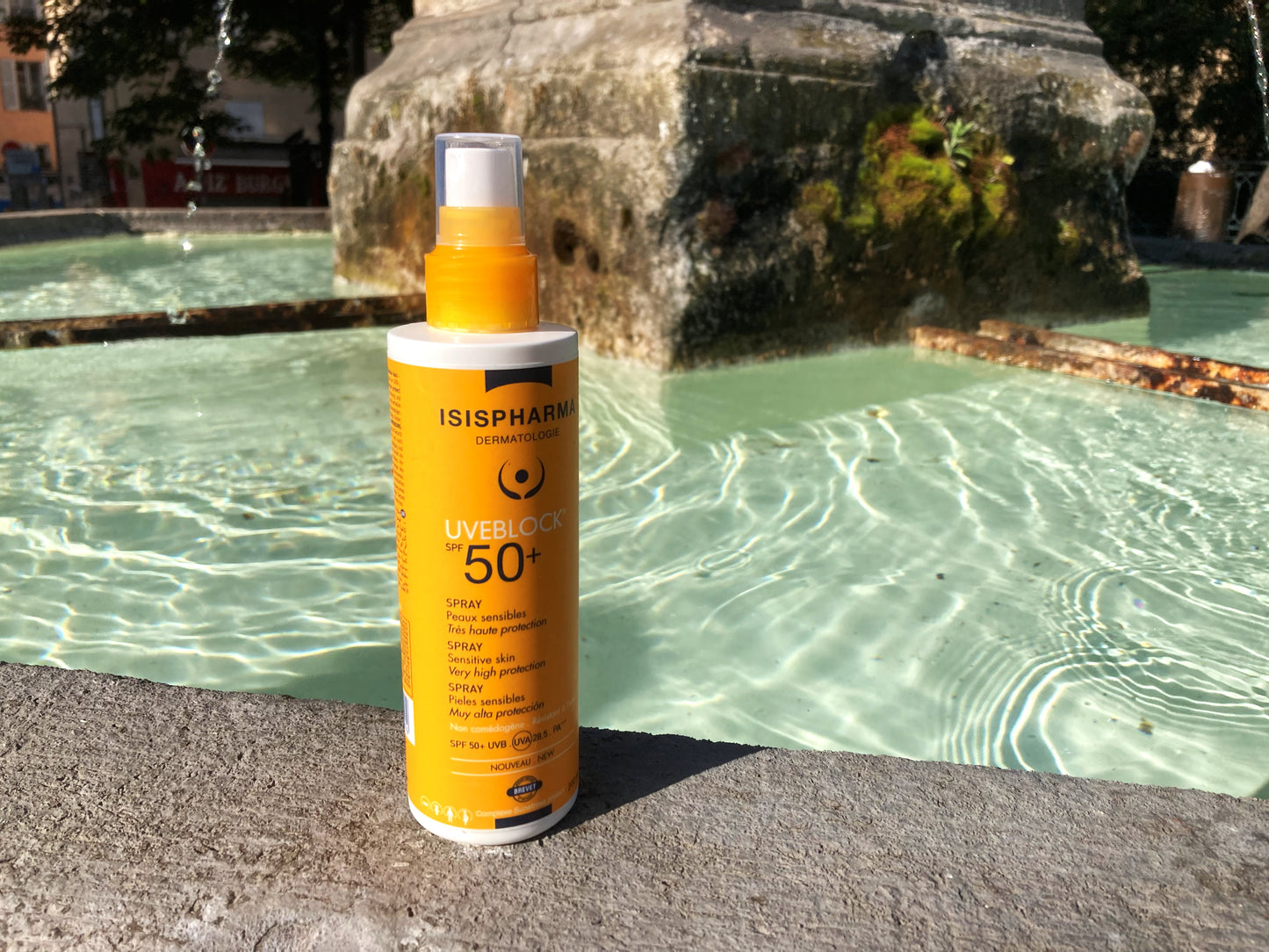 ISISPHARMA Uveblock Spray Family – Spray solaire SPF50+ famille