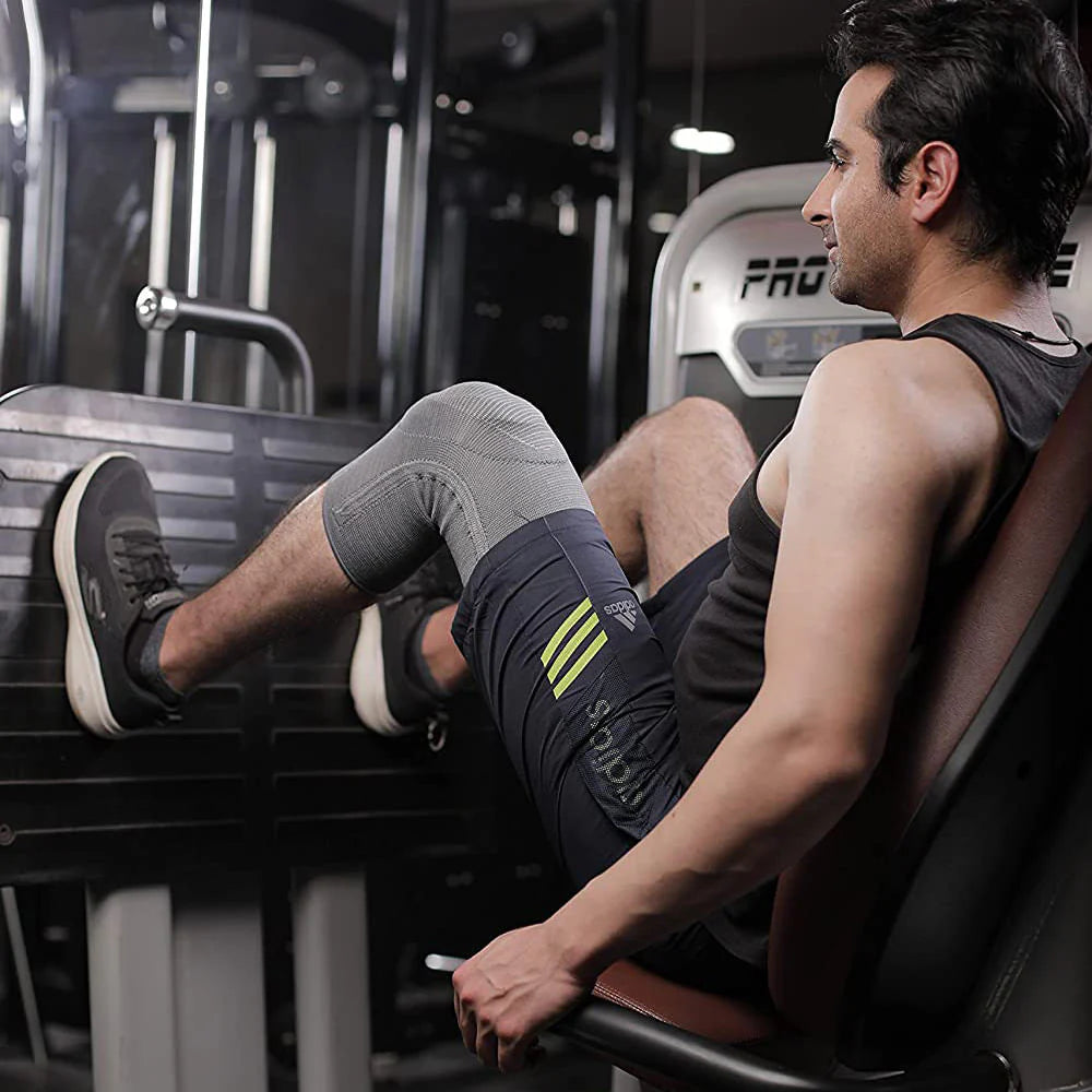 Tynor Genouillère Ouverte avec Anneau Rotulien D07 – Knee Brace Open Patella Ring