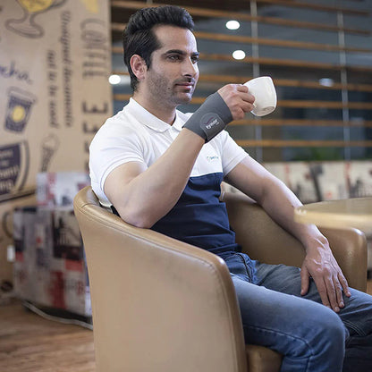 Tynor Attelle de Poignet avec Support Pouce – Immobilisation & Soulagement Douleur E06