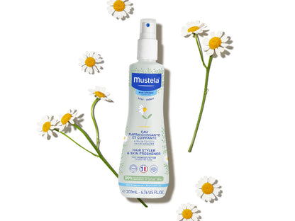 MUSTELA Eau Rafraichissante et Coiffante Bébé à l'eau de Camomille Bio 200ML