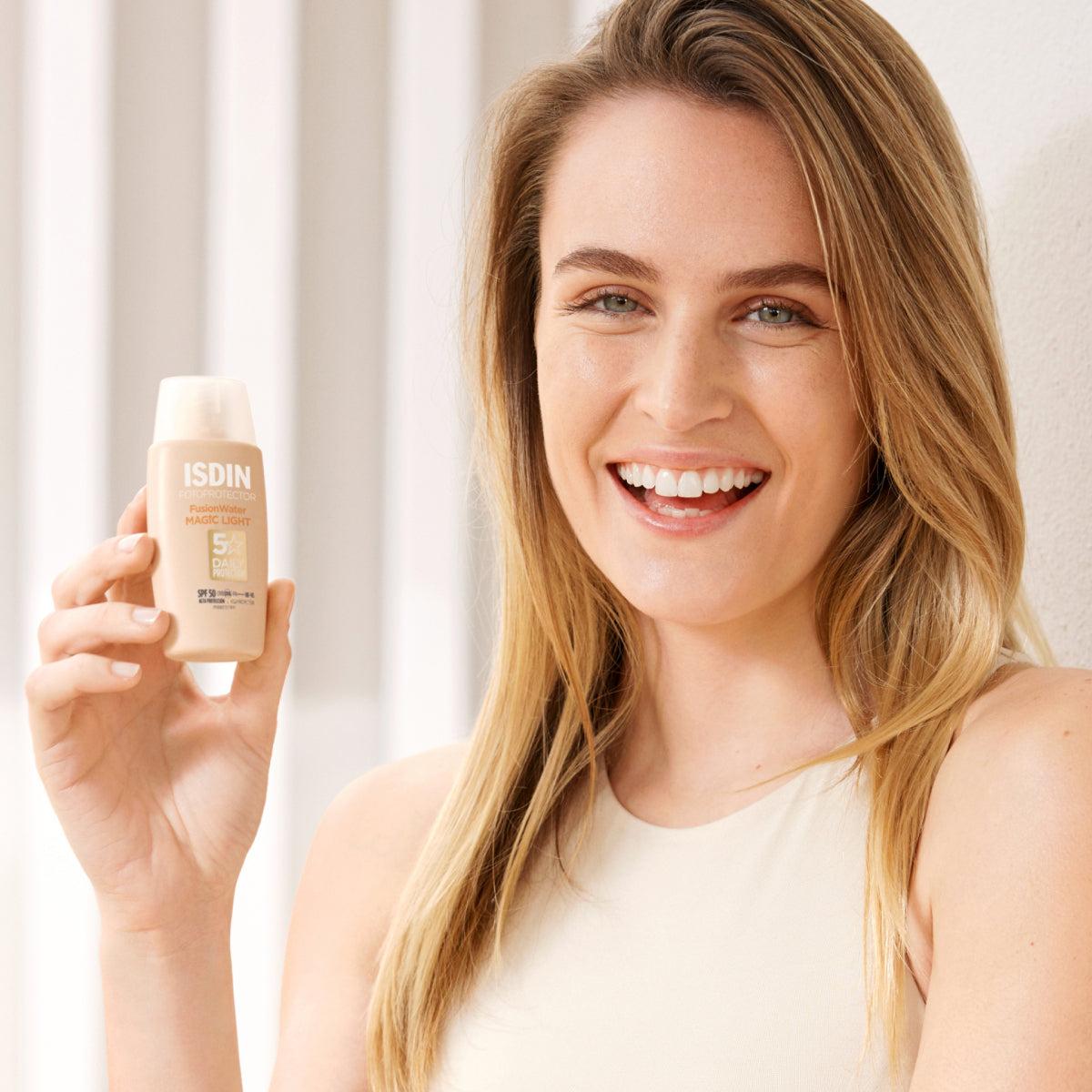 ISDIN Fotoprotector Water Color Light SPF50 – Fluide Teinté Clair 50ml