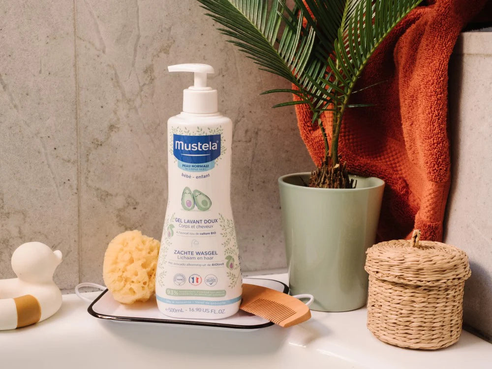 MUSTELA Gel Lavant Doux Bébé à l'avocat BIO