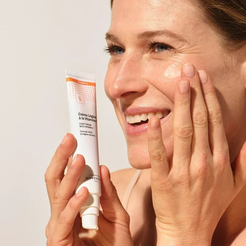 Novexpert Crème Légère à la Vitamine C 40ml | Hydratante & Éclat du Teint | Parahabib.ma