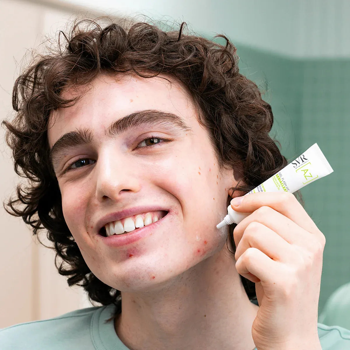 SVR Sebiaclear Cicapeel 15 ml | Gel Correcteur Localisé Anti-Boutons