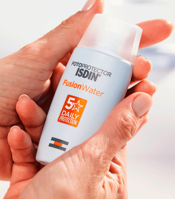 ISDIN Fotoprotector Fusion Water SPF 50